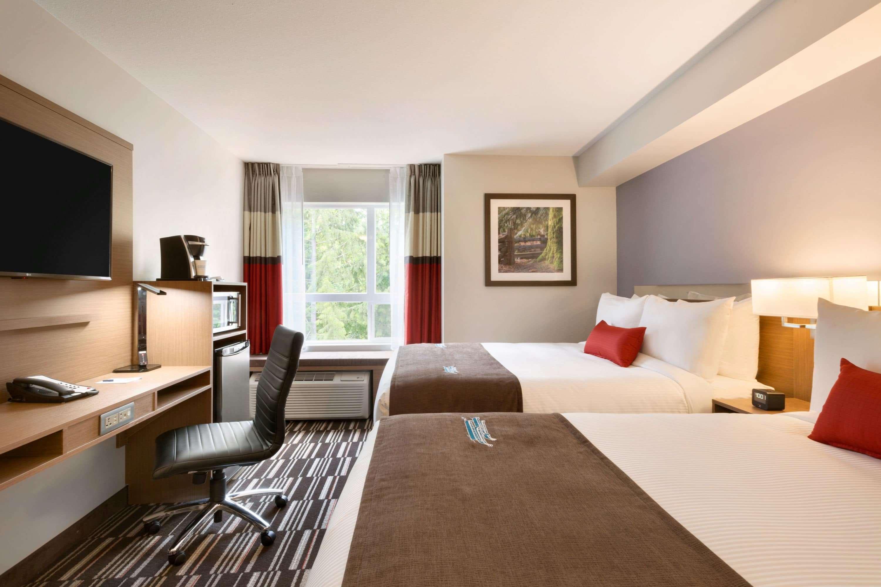 Microtel Inn & Suites By Wyndham Oyster Bay Ladysmith Eksteriør billede